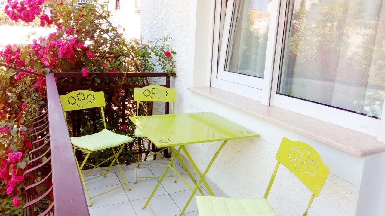 Apartmani Komunela أوماغ المظهر الخارجي الصورة