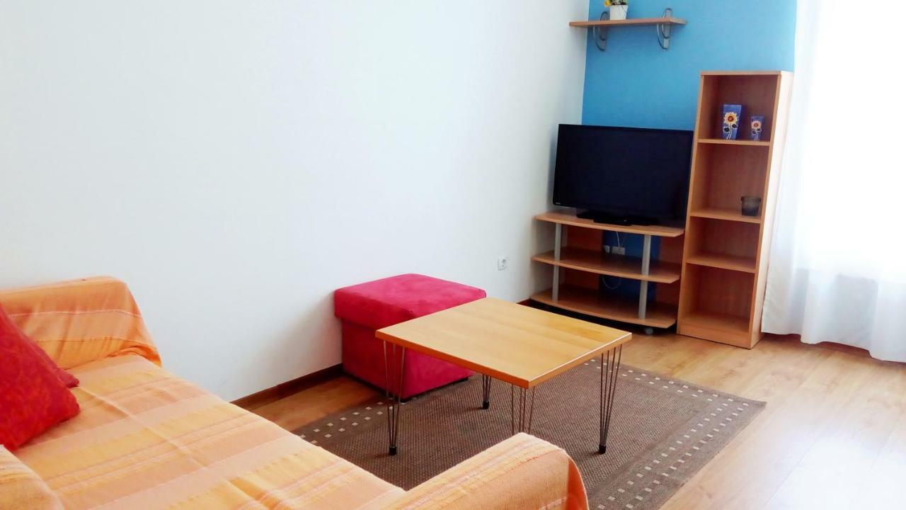 Apartmani Komunela أوماغ المظهر الخارجي الصورة
