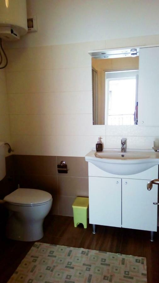 Apartmani Komunela أوماغ المظهر الخارجي الصورة