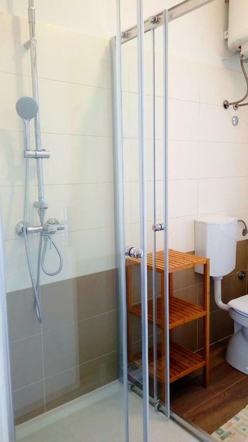 Apartmani Komunela أوماغ المظهر الخارجي الصورة