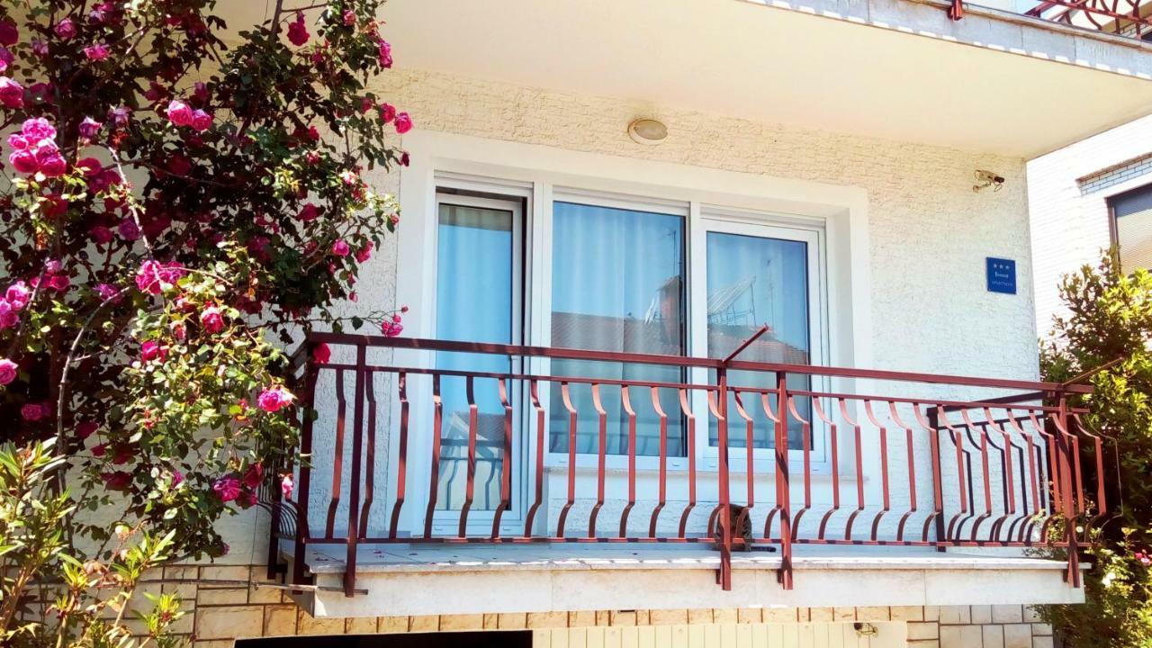 Apartmani Komunela أوماغ المظهر الخارجي الصورة