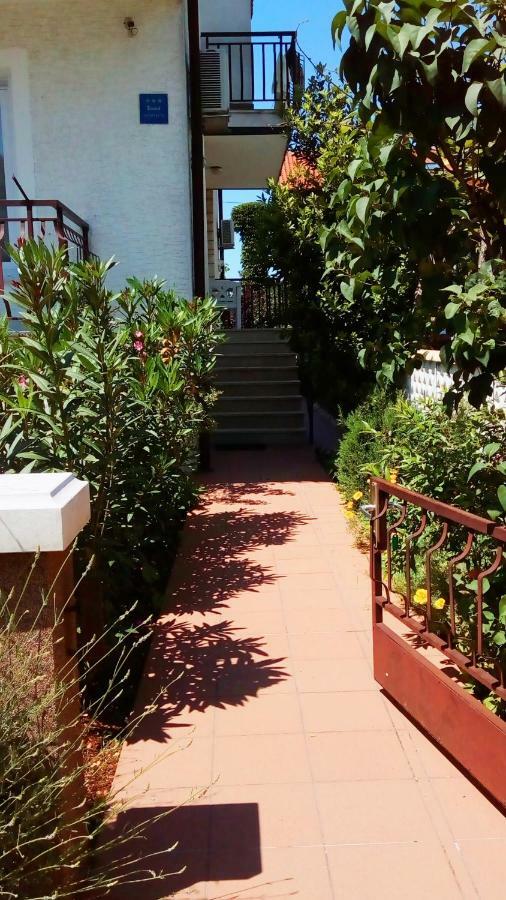 Apartmani Komunela أوماغ المظهر الخارجي الصورة
