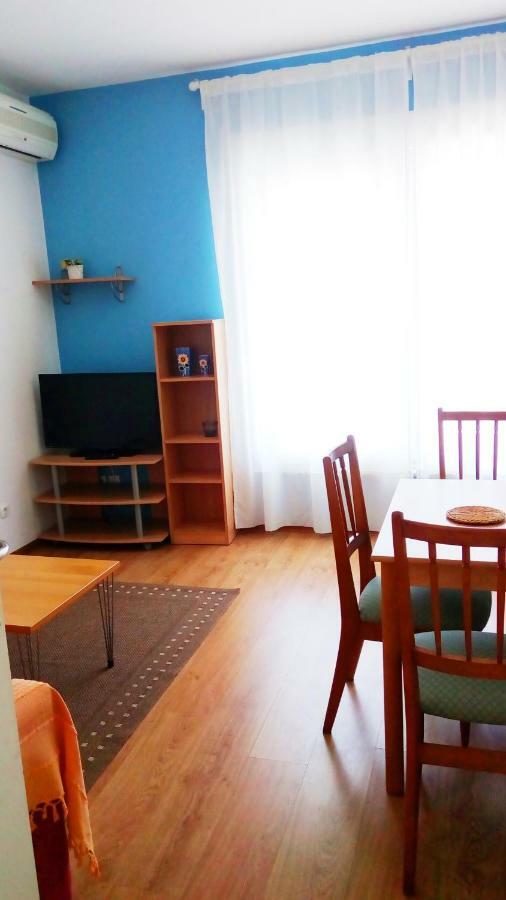 Apartmani Komunela أوماغ المظهر الخارجي الصورة