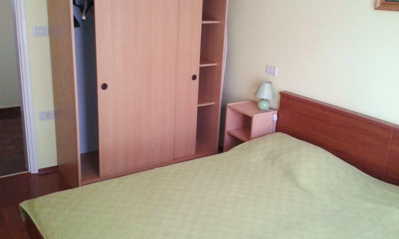 Apartmani Komunela أوماغ المظهر الخارجي الصورة