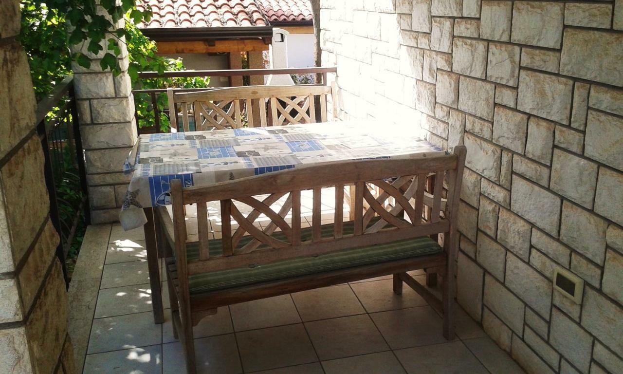 Apartmani Komunela أوماغ المظهر الخارجي الصورة