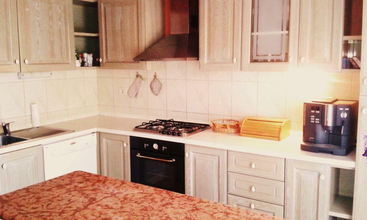 Apartmani Komunela أوماغ المظهر الخارجي الصورة