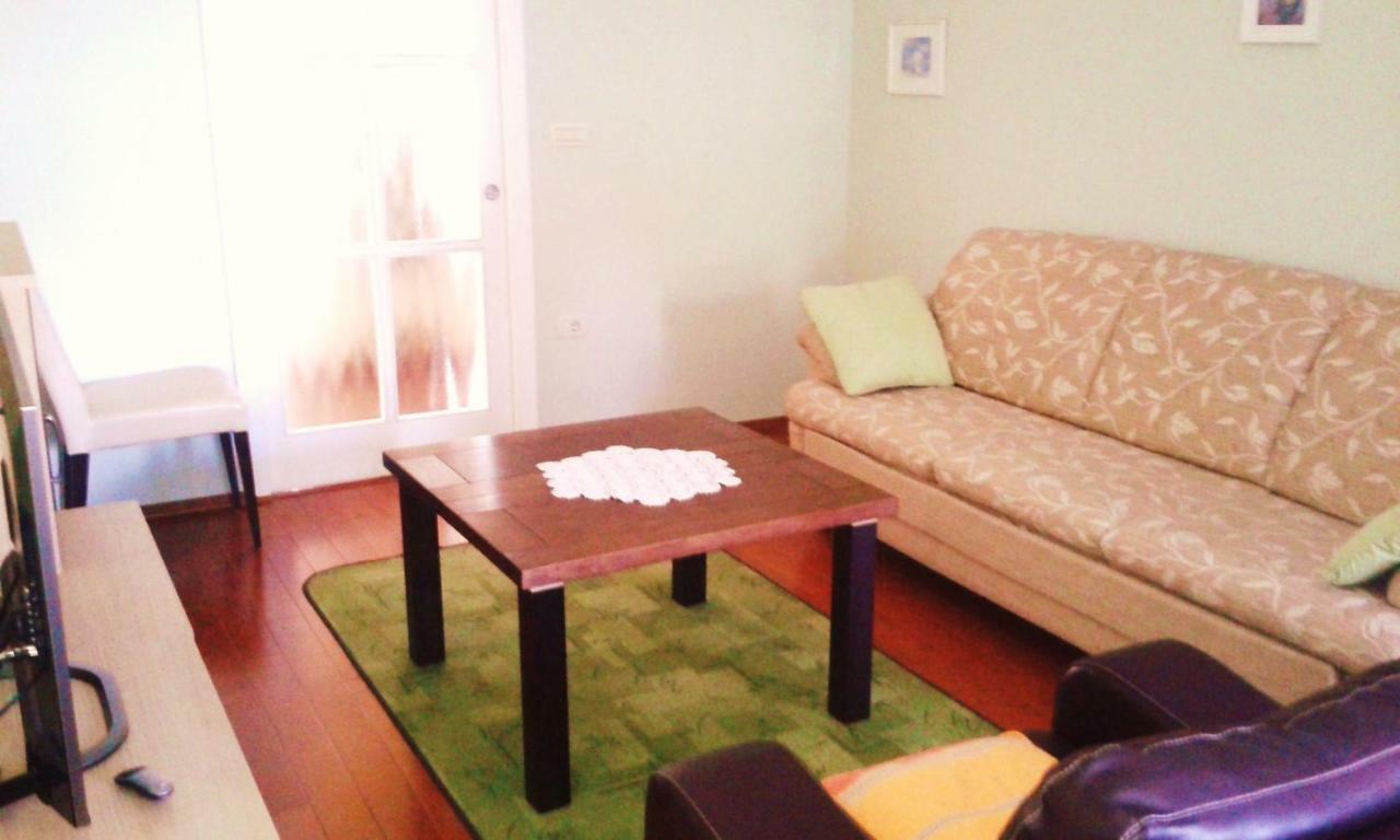 Apartmani Komunela أوماغ المظهر الخارجي الصورة